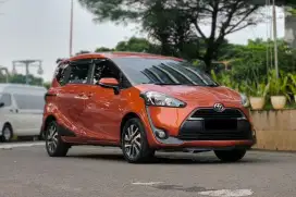 (Dp 5jt - Km 68rb) Toyota Sienta V cvt 2017 Terawat Siap Pakai