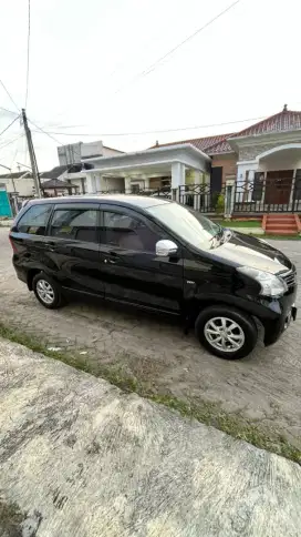 Dijual Toyota Avanza 1.3G Matic 2014 Kondisi Mulus Terawat