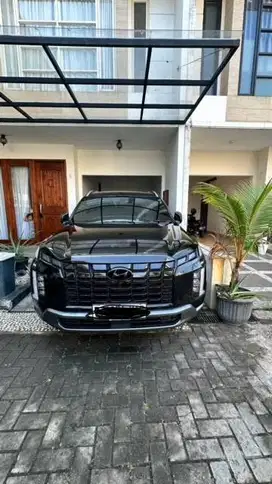 Dijual Hyundai Palisade 2.2 Signature FWD AT 2023 Burgundy on Black