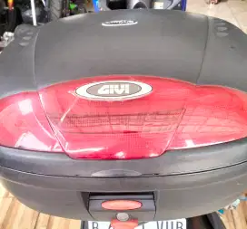 Box Givi e45 minus tali dalaman 1 putus kunci 1