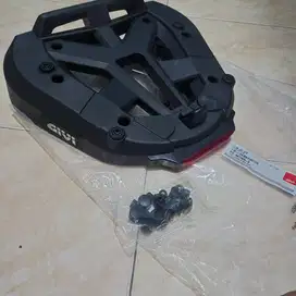 Baseplate GIVI M7M original plus stopled