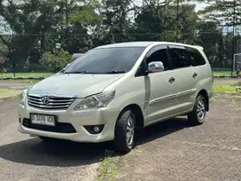 Toyota Kijang Innova 2012 Diesel