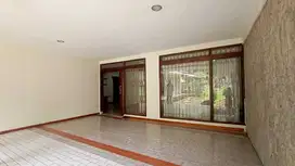 Ruman Nyaman Luas Asri di Budisari Bandung