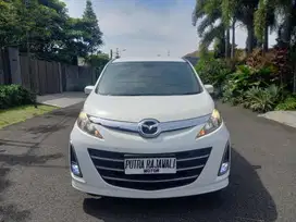 MAZDA BIANTE 2.0 L  AT 2013