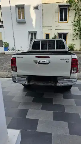 HILUX 2.4 Double Cabin 4x4 G MT 2021