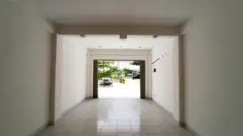 Ruko dua lantai siap usaha target pasar sudah terbentuk