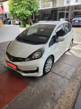 Honda jazz RS 2013 AT, KM 143,000