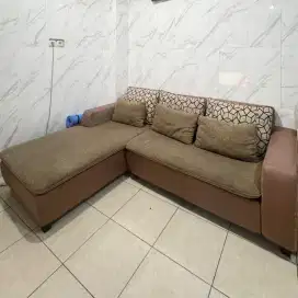 Dijual Sofa Bekas Bentuk L di Kapuk, Cengakareng