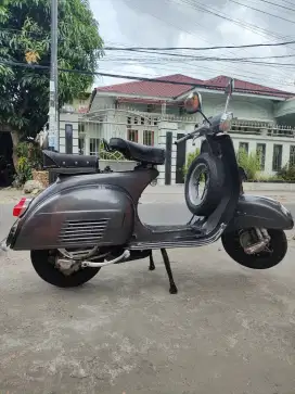 Jual Vespa Sprint 150 Tahun 1968