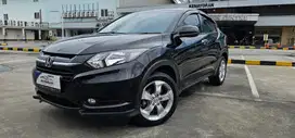 Honda HRV E 2015 Hitam,at,super antik km 30rb asli,Siap pakai.istimewa