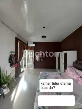 RUMAH CANTIK TENGAH KOTASIAP HUNI DI SEMARANG
