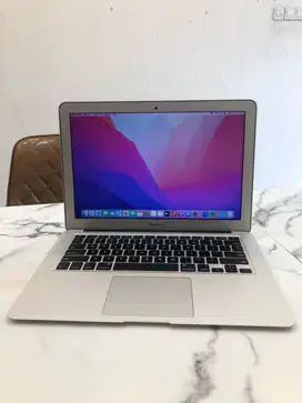 FOR SALE! MACBOOK AIR 13 2017 i5 RAM 8/128