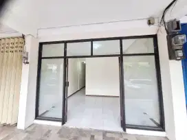DIJUAL / DISEWAKAN RUKO PLAZA GRAHA FAMILY SURABAYA BARAT DEKAT HOKKY