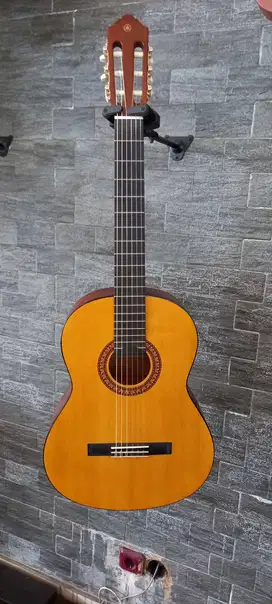 Gitar Klasik Yamaha