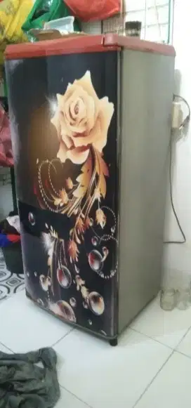 Lemari es 1 pintu