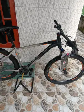 Polygon xtrada 6 LE 2021