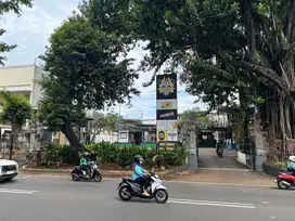 Disewakan! Booth F&B Strategis di Tengah Kemang – Siap Usaha!