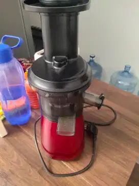Sharp slow juicer 0,8L low watt tanpa ampas