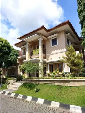 DIJual Rumah Hook Luas dalam perumahan Elite di Trihanggo sleman