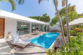 FREEHOLD HIDDEN GEM VILLAS AND 6-STUDIO APARTMENT IN UMALAS