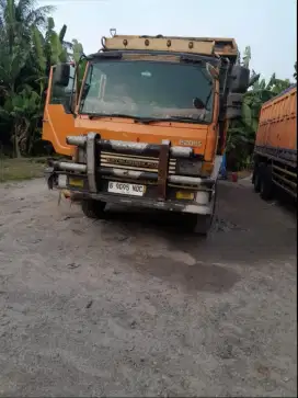 Mitsubishi Fuso Genjo 6 × 4 tranmisi M3