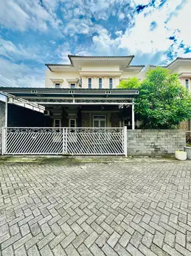 RUMAH 2 LANTAI FULL FURNISH MEDAN SUNGGAL