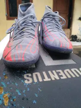 DIJUAL SEPATU FUTSAL NIKE MERCURIAL