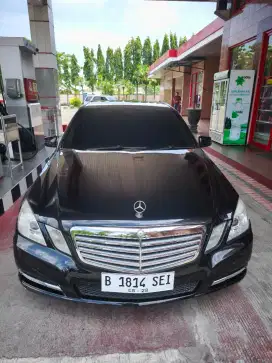 MERCEDES BENZ W212 2013 LOW KM 69.XXX MOBIL BOSS