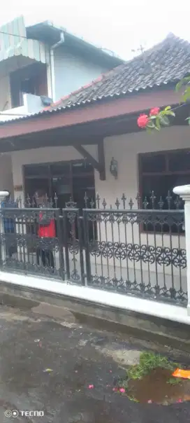 DISEWAKAN RUMAH MURAH LASWI BANDUNG TENGAH
