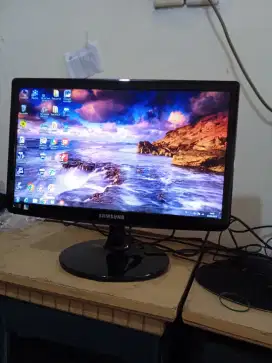 Dijual monitor samsung SyncMaster SA100  19inchi