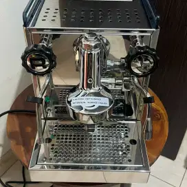 mesin kopi Rocket appartamento