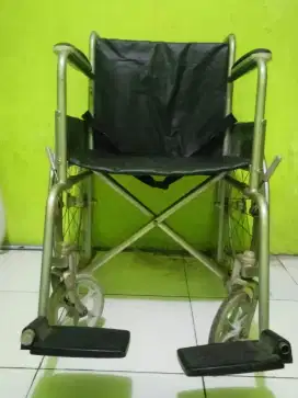Jual kursi roda bekas