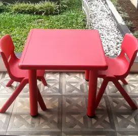 Meja belajar + kursi (1 set)
