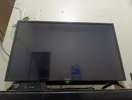 TV Sharp Aquos 32 inch FREE STB