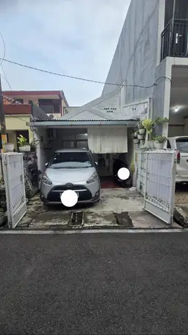 Jual rumah dibawah harga pasar di Kayu Putih, Pulomas Jakarta Timur