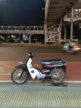 Dijual Honda Astrea Legenda Th 2002