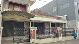 DIJUAL RUMAH SIAP HUNI BERNUANSA RUMAH KOST