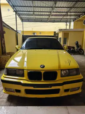 DIJUAL BMW E36 323i