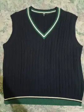 Preloved Vest UNIQLO