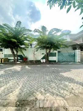 Gading pantai jual rumah cocok buat usaha area kenjeran surabaya timur
