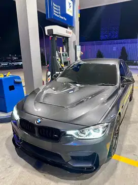BMW 320i full modif M3 Siapp Mejeng