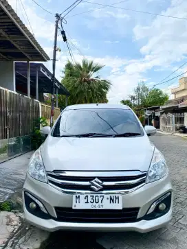 Suzuki Ertiga Diesel 2017 Manual.