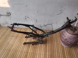Rangka motor blade karbu