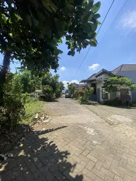 Tanah Lokasi Strategis Nyaman Hunian Lingkungan Asri dan Tenang