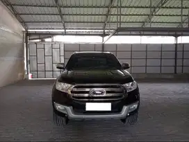 JUAL MOBIL FORD EVEREST 2.2 L 4X2 TITANIUM 2W AT