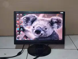 monitor 16 inc minus 1 garis tipis normal di pake sehari hari