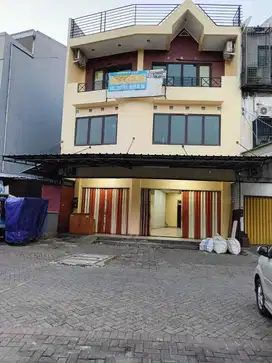 Disewa RUKO Gandeng 4Lt Daan Mogot Baru LT130/LB400m2 Mall DMB w/4 AC