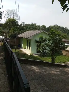 Rumah adem d gunung dekat taman love soreang