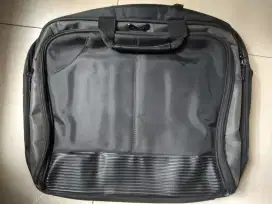 Tas laptop selempang 13 inch