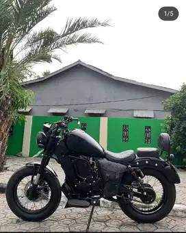 Motor Custome Yamaha 225 CC